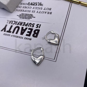 תמונה של עגיל חישוק כסף לב (יח')