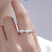 תמונה של טבעת כסף צדפות קטנות לאורך אחד לשני (יח')